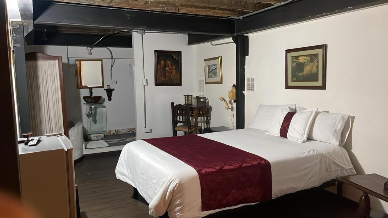 Hotel Casa De La Luz Богота Екстериор снимка